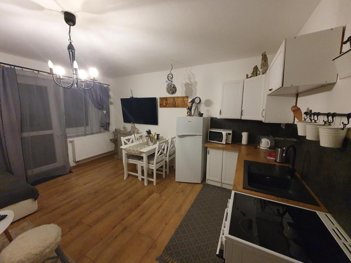 Apartmanovy Dom Adas Prosiek Экстерьер фото